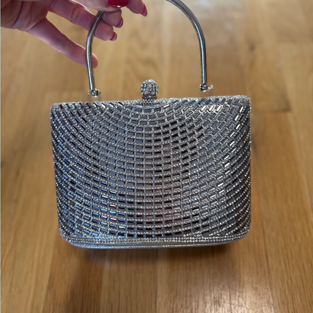 NWT d'morgeaux Silver Rhinestone Clutch Bag AZ7219 Metal Handle Shoulder Purse